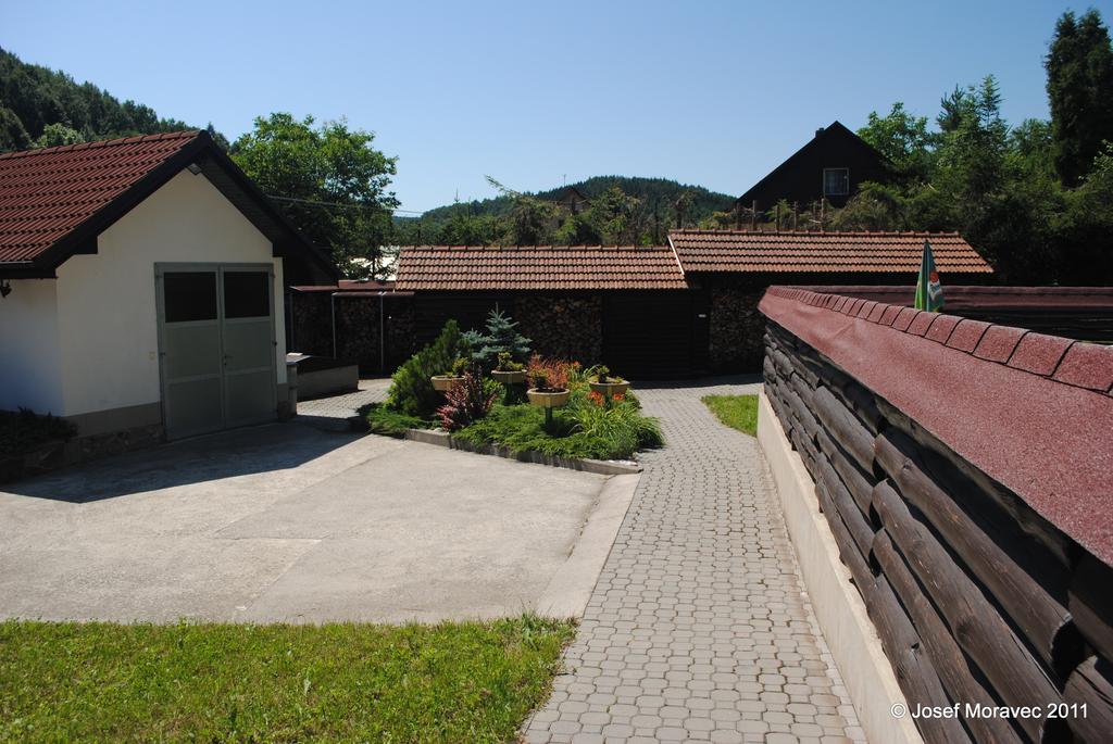 Pension Karolina Trnava Экстерьер фото