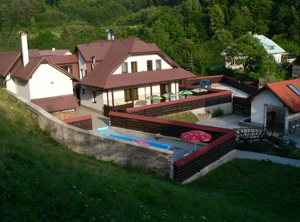 Pension Karolina Trnava Экстерьер фото